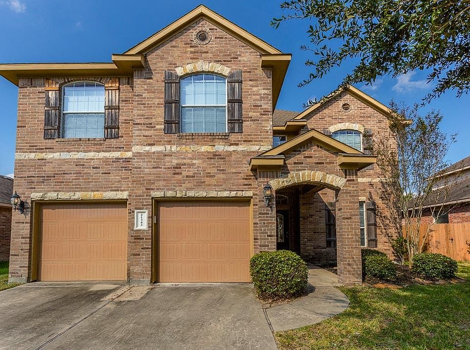 1st image of 21343 Village Crossing Ln