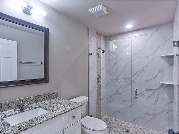 4th image of 4623 Leonard Blvd S
