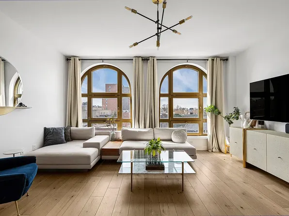 229 Ninth Street image 1 of 9