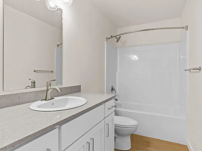 2901 Salem Ave SE #205 — Photo 16