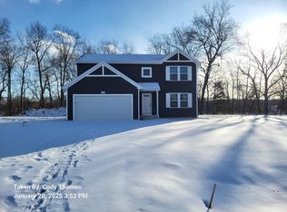 17828 Bluff Dr, Three Rivers, MI 49093