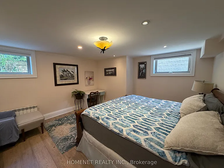 917 Royal York Rd #WALK OUT - BSMT — Photo 7