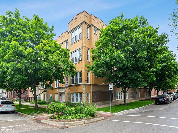2nd image of 2503 N Washtenaw Ave #2