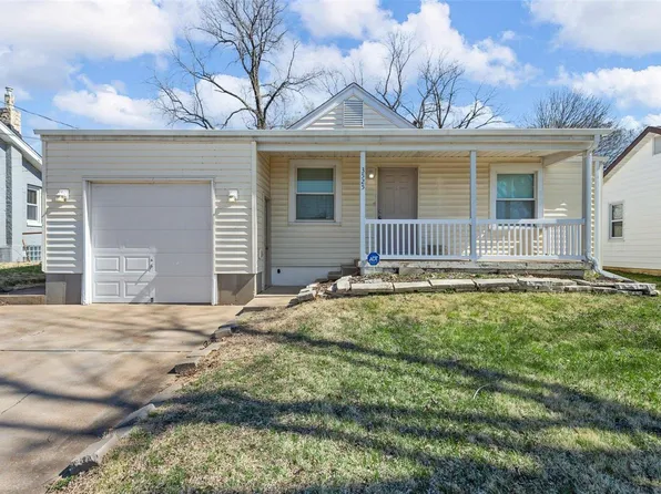 3525 Longview Dr, Saint Louis, MO 63129