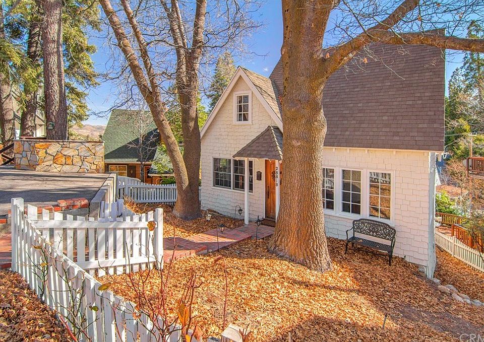 1st image of 28818 Cedar Dr