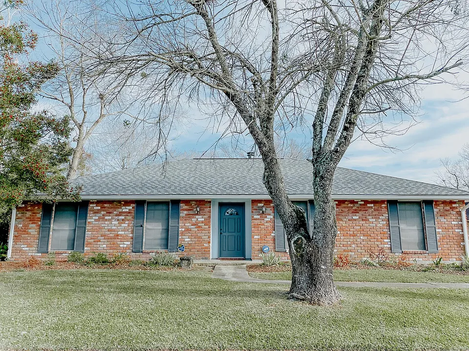1014 Leycester Dr