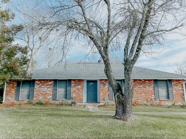 1014 Leycester Dr, Baton Rouge, LA 70808