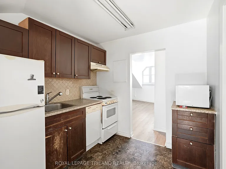 525 Richmond St #2 — Photo 3