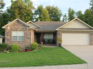 2519 Springhill Village Dr, Bryant, AR 72022