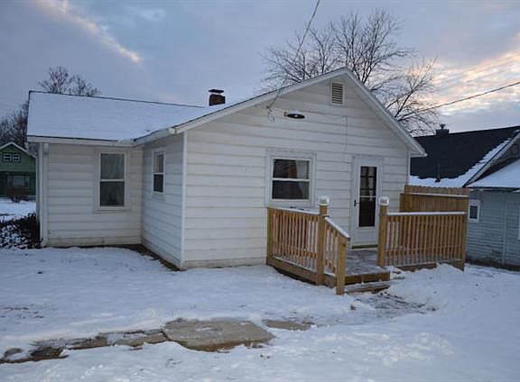 3rd image of 1325 Cudmore St
