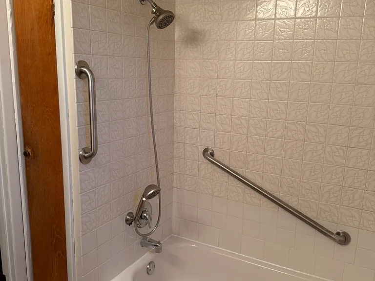 7602 Elton St — Photo 11