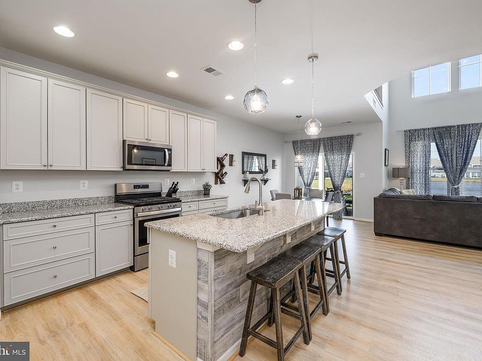 1st image of 39375 Owls Nest Ln