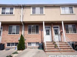 21 Knight Loop, Staten Island, NY 10306
