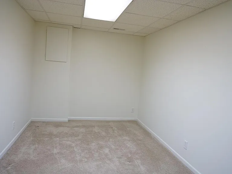 2347 Wildwood Pl — Photo 10