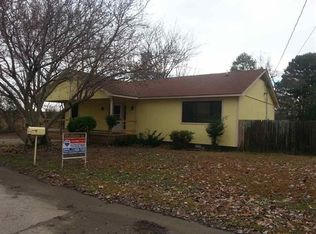 270 Best St, Bells, TN 38006