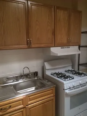 Rented by Evergreen Apartments BK | media 13