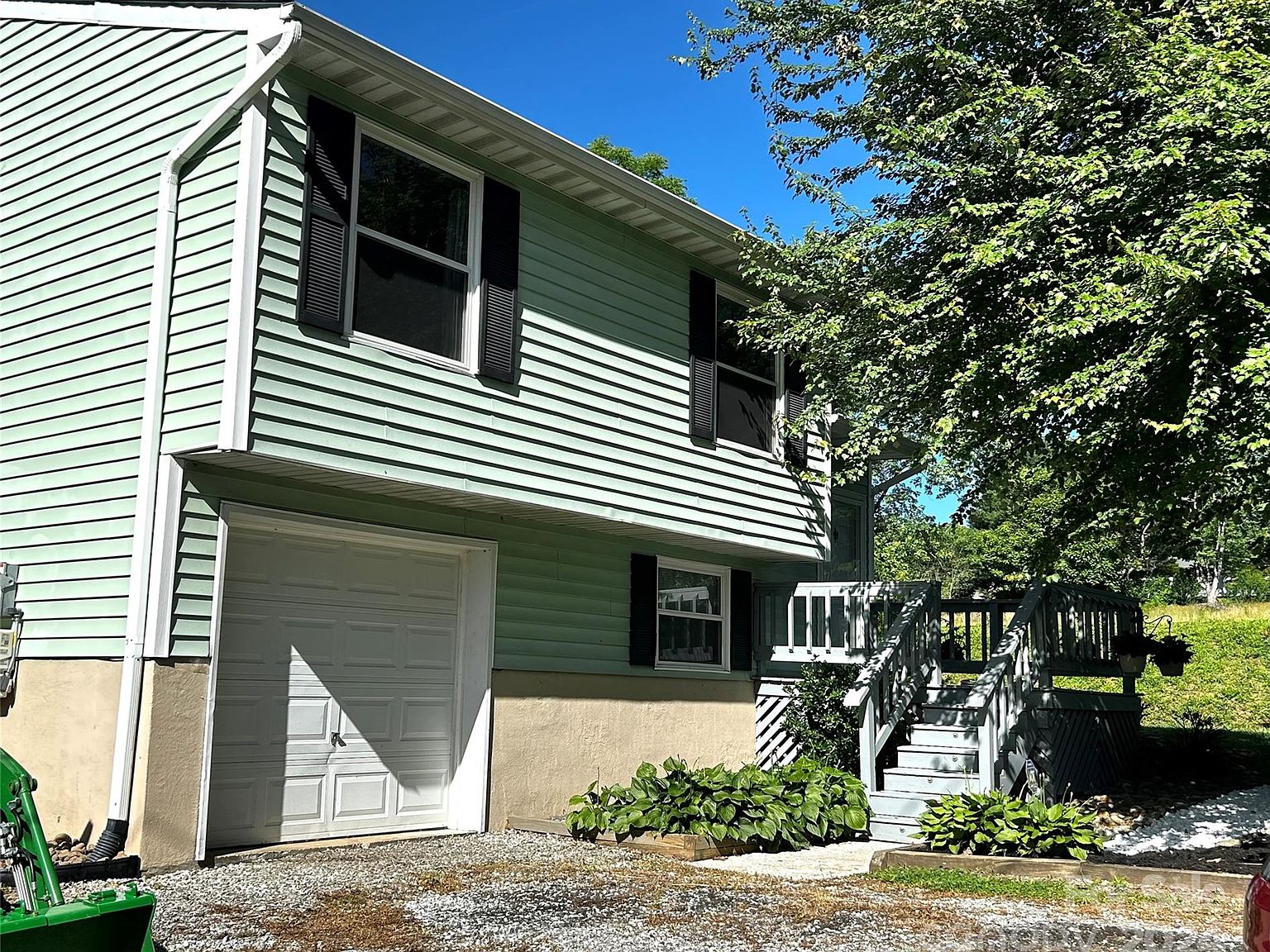 1004 W Gilbert St, Hendersonville, NC 28792 Zillow