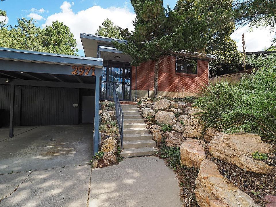 1st image of 2971 E Lajoya Dr