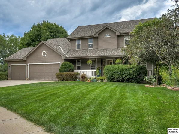 5924 S 169th St, Omaha, NE 68135