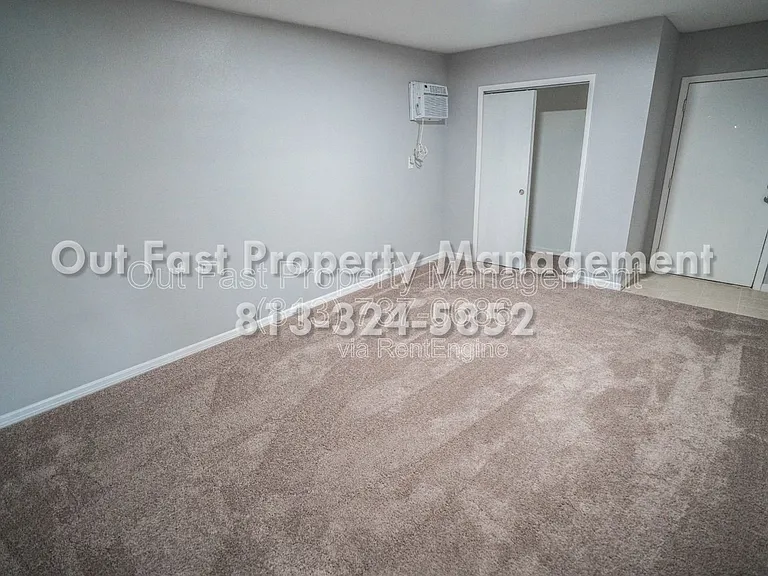 6913 Mathers Ln #B — Photo 16
