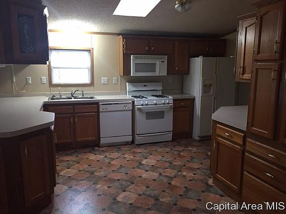 4th image of 114 Woodfield Blvd