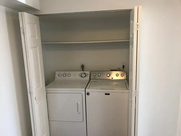 Full size W/D included with rent