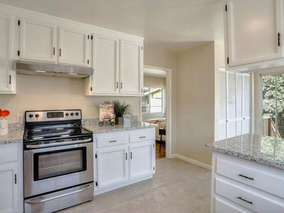 1st image of 5300 Hillen Dr