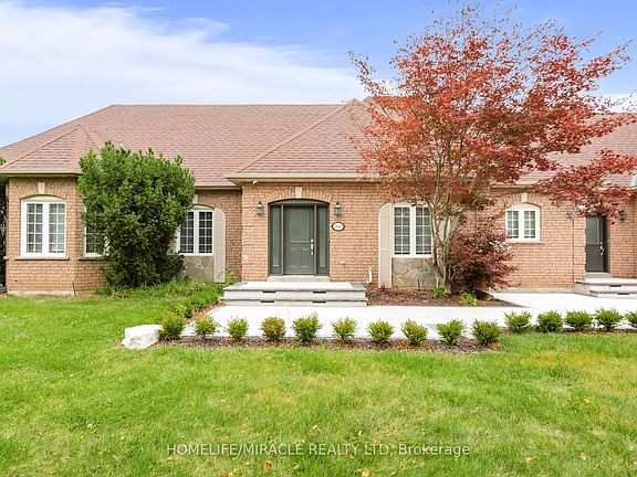 5th image of 11045 Inglis Dr