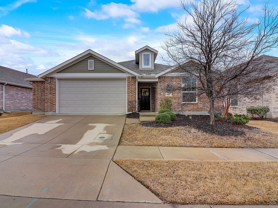 1st image of 604 Barnstorm Dr