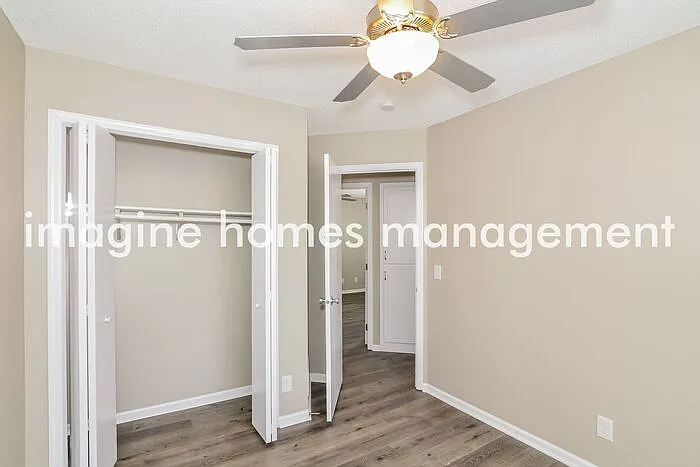 10948 Fillmore St NE — Photo 9