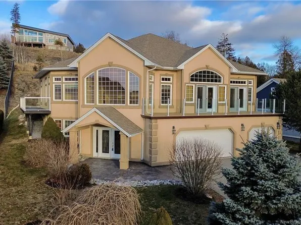 20 Brigadoon Ter, Saint John, NB E2K 5N5