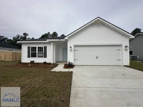 312 Juniper Dr, Hinesville, GA 31313