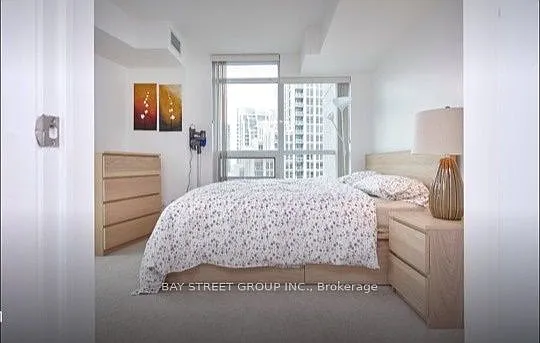 215 Fort York Blvd #1711 — Photo 11