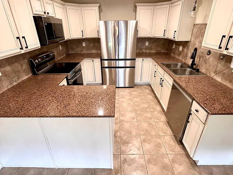 5415 Westmeadow Ln — Photo 2