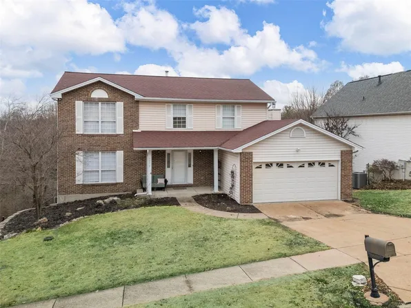 13317 E Ln, Saint Louis, MO 63128