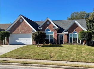 466 Canterbury Place Dr, Suwanee, GA 30024