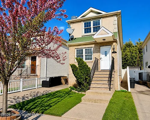 291 Lockman Ave #2 Photo 1