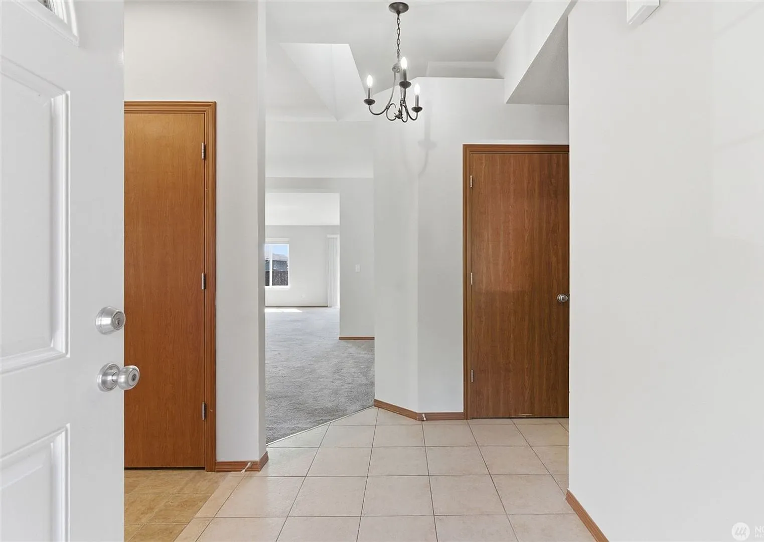 3 Bedroom 2.5 Bath in Chehalis — Photo 3