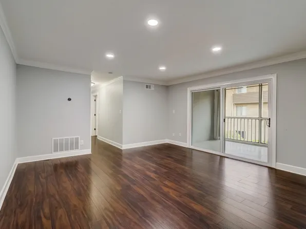 346 Carpenter Dr APT 40, Atlanta, GA 30328