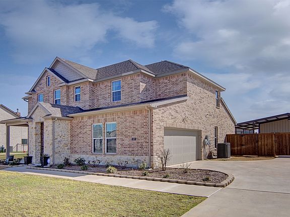 3rd image of 157 Misty Mountain Ln