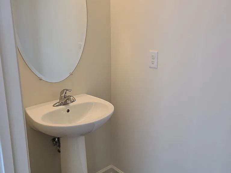 108 Alderman Way — Photo 12
