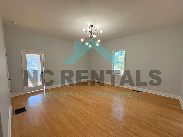 234 S Academy St — Photo 17