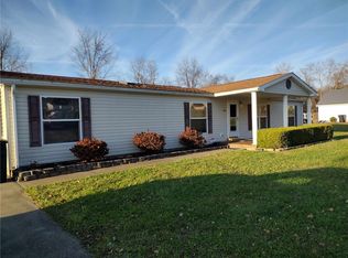 204 Florence Dr, Uniontown, PA 15401