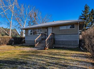 11055 157th St NW, Edmonton, AB T5P2W4