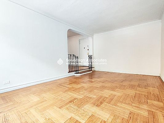 3rd image of 499 Fort Washington Ave APT 1B