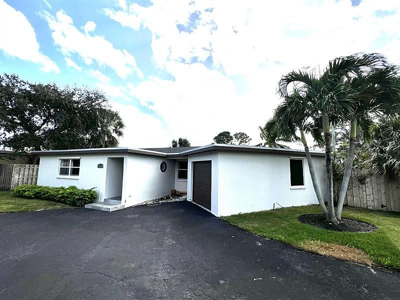 1st image of 134 SE 31st Ave