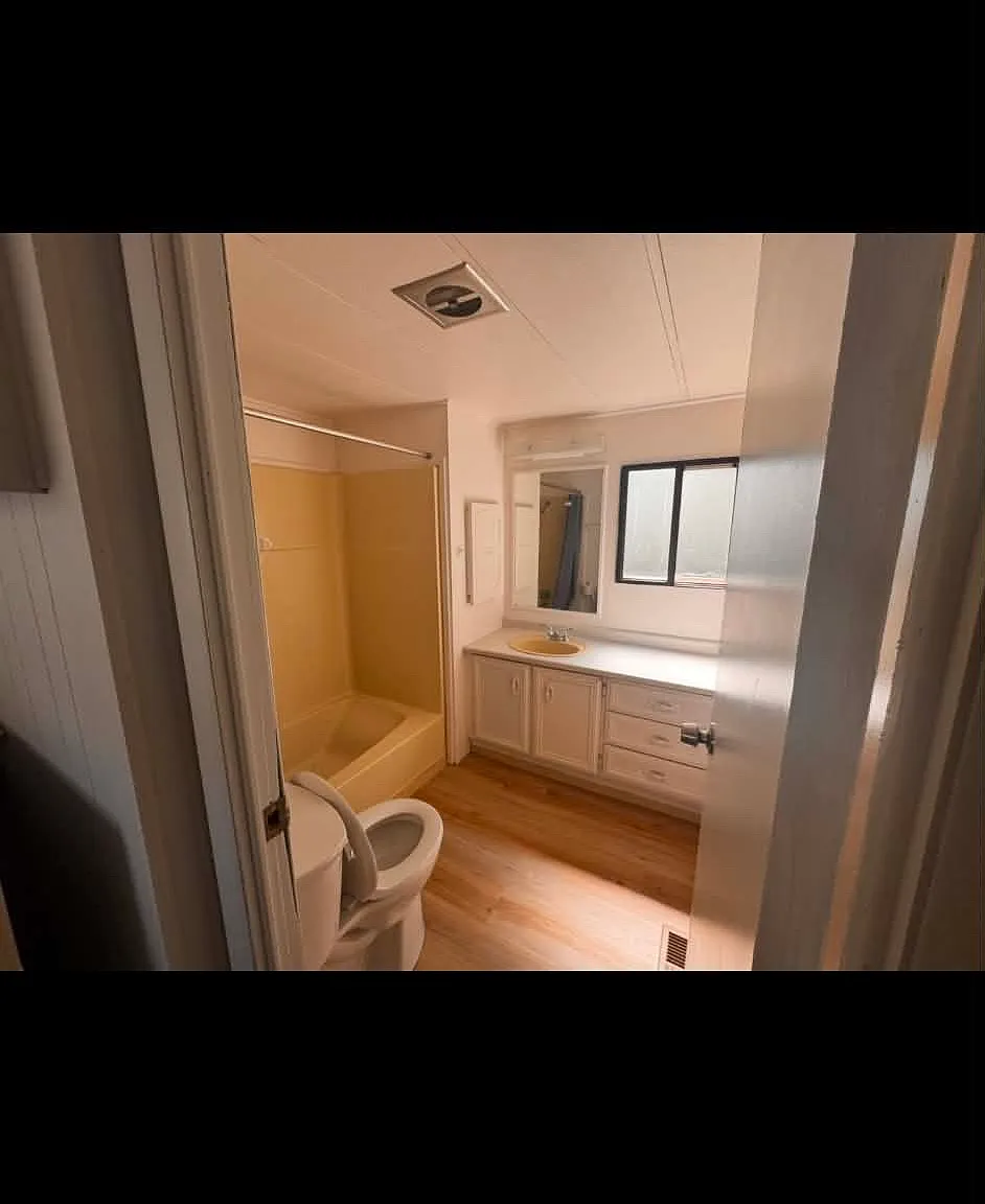 2 bed, 924 sqft, $2,100 — Photo 4