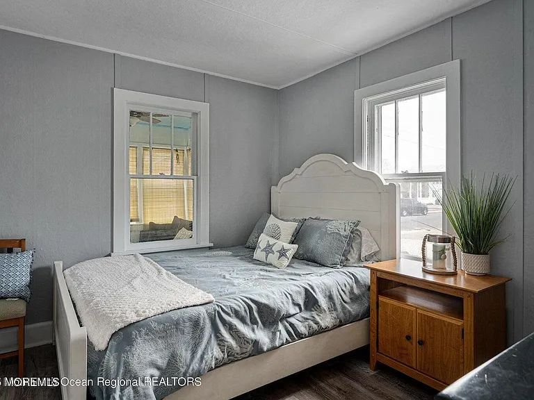 30 M St #SUMMER RENTAL — Photo 20