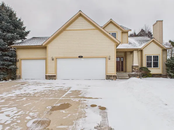 88 Meadows Dr, Muskegon, MI 49444