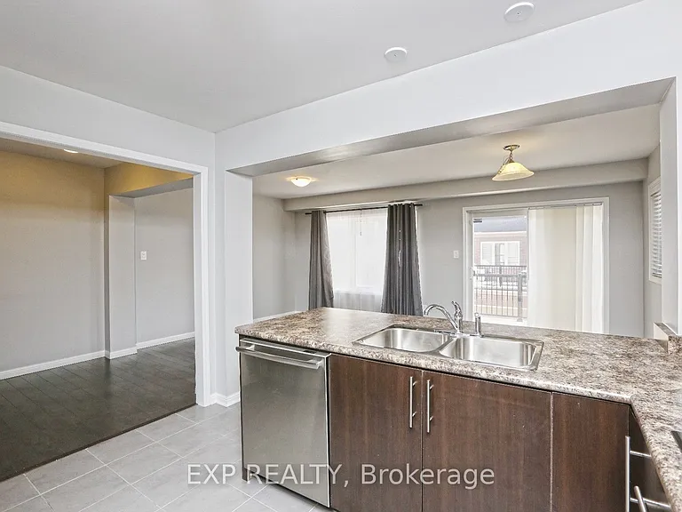 11 Crossbill Rd — Photo 16